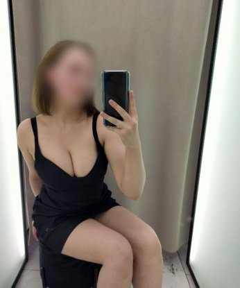 🌟 Со мной ты откроешь неведомые грани страсти и сексуальности. 💋 Мои услуги включают все, о чем ты мечтал: горячий оральный секс, экстазирующий анальный секс и пронзительный классический секс. 🔥 Также я люблю эксперименты и открыта для новых испытаний. 🌹 В моих сокровенных тайнах ты найдешь настоящее удовлетворение и безупречный релакс. 💞 Уверена, после нашей встречи ты останешься в полном восторге и захочешь вернуться ко мне снова. 📷 Фото 100% реальные. Оставь обо мне свой отзыв, чтобы я знала, насколько я сумела удовлетворить твои сокровенные желания. ✨ Жду милого гостя в Москве! 🌃 Евгения